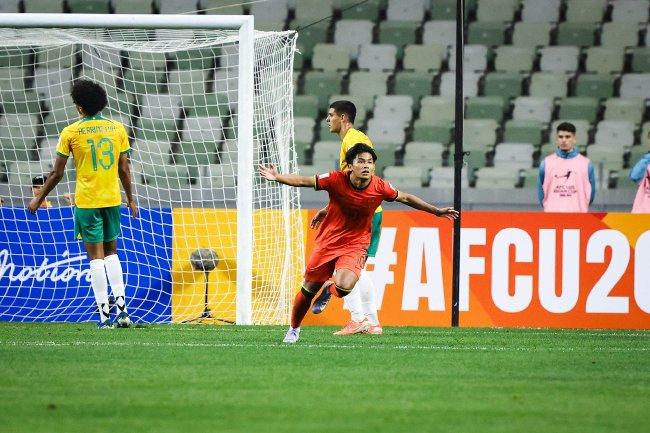 蒯纪闻证据出色